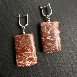 Earrings made of natural jasper