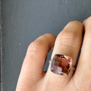 Ring with Sultanite made of silver