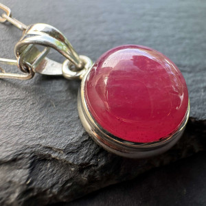 Natural ruby ​​pendant in silver