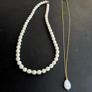 Set of 2 jewelry Natural Pearl and Baroque Pearl Pendant