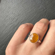 Ring with Sapphire (Sri Lanka) in silver