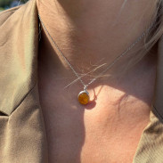 Pendant with natural Sapphire (Sri Lanka) made of silver on a chain
