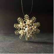Snowflake Brooch with Natural Pearl
