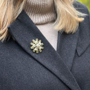 Snowflake Brooch with Natural Pearl