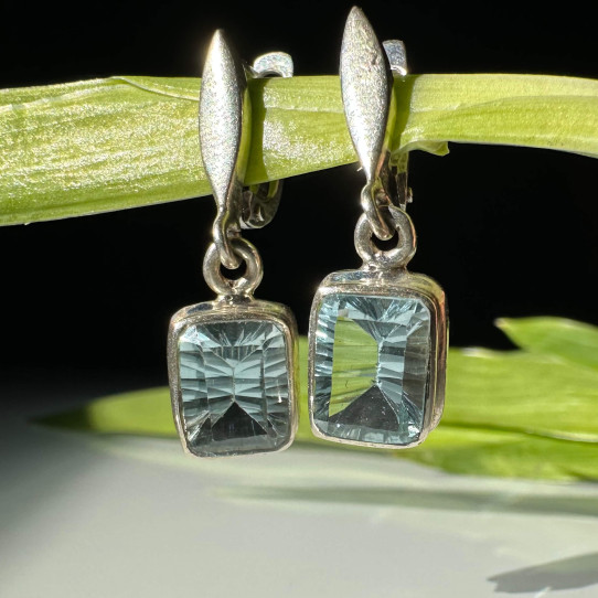 Earrings with Topaz natural in silver