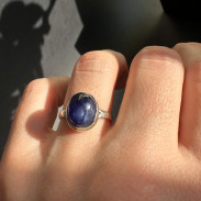 Ring with natural Kyanite made of silver