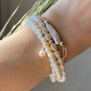 Set of 4 Natural Pearl Bracelets