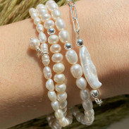 Set of 4 Natural Pearl Bracelets