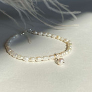 Set of 4 Natural Pearl Bracelets