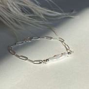 Set of 4 Natural Pearl Bracelets