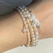 Set of 4 Natural Pearl Bracelets