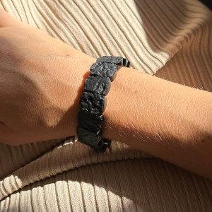 Bracelet made of natural Tektite
