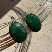 Earrings with natural emerald in silver