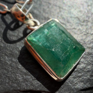 Pendant with natural emerald made of silver