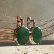 Earrings with natural emerald in silver