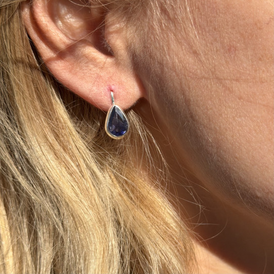 Earrings Natural Cordierite (Iolite) made of silver