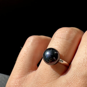 Ring with natural pearls