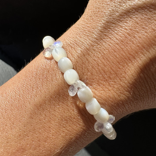 Mother of Pearl and Moonstone Bracelet, natural