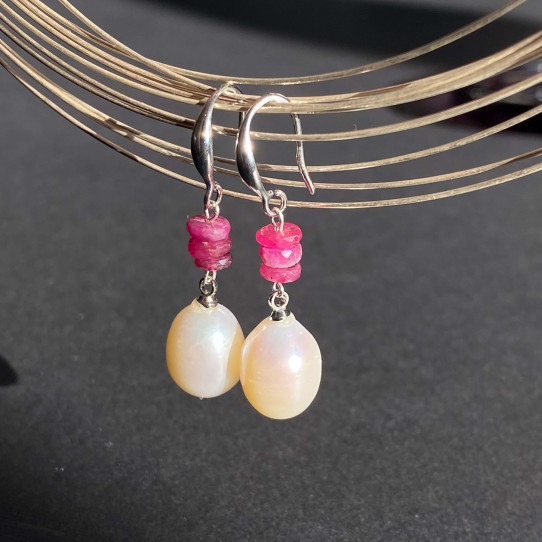 Earrings with Natural Pearls and Ruby