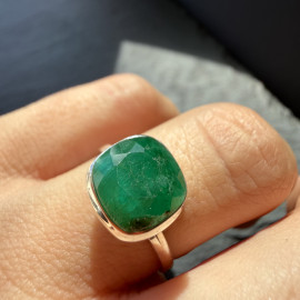 Каблучка Смарагд натуральниЙ зі срібла